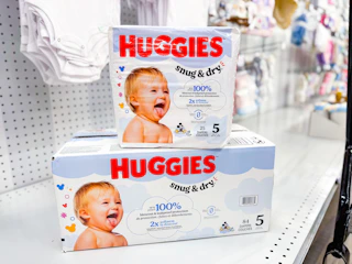 huggies diaper snug and dry