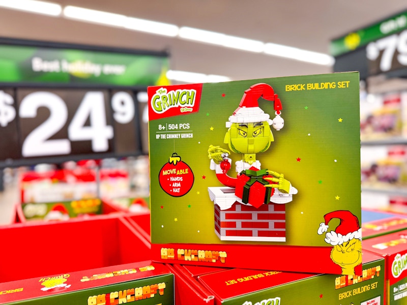 brickcraft-buildable-holiday-kits-2024-walmart-4