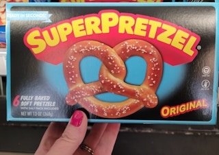 kroger superpretzel soft pretzels 2022 sv 1642626890 1642626890