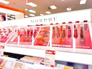 Target-Morphe-Dripglass-Glazed-lip-gloss