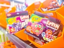2 crayola halloween pumpkin craft kits together