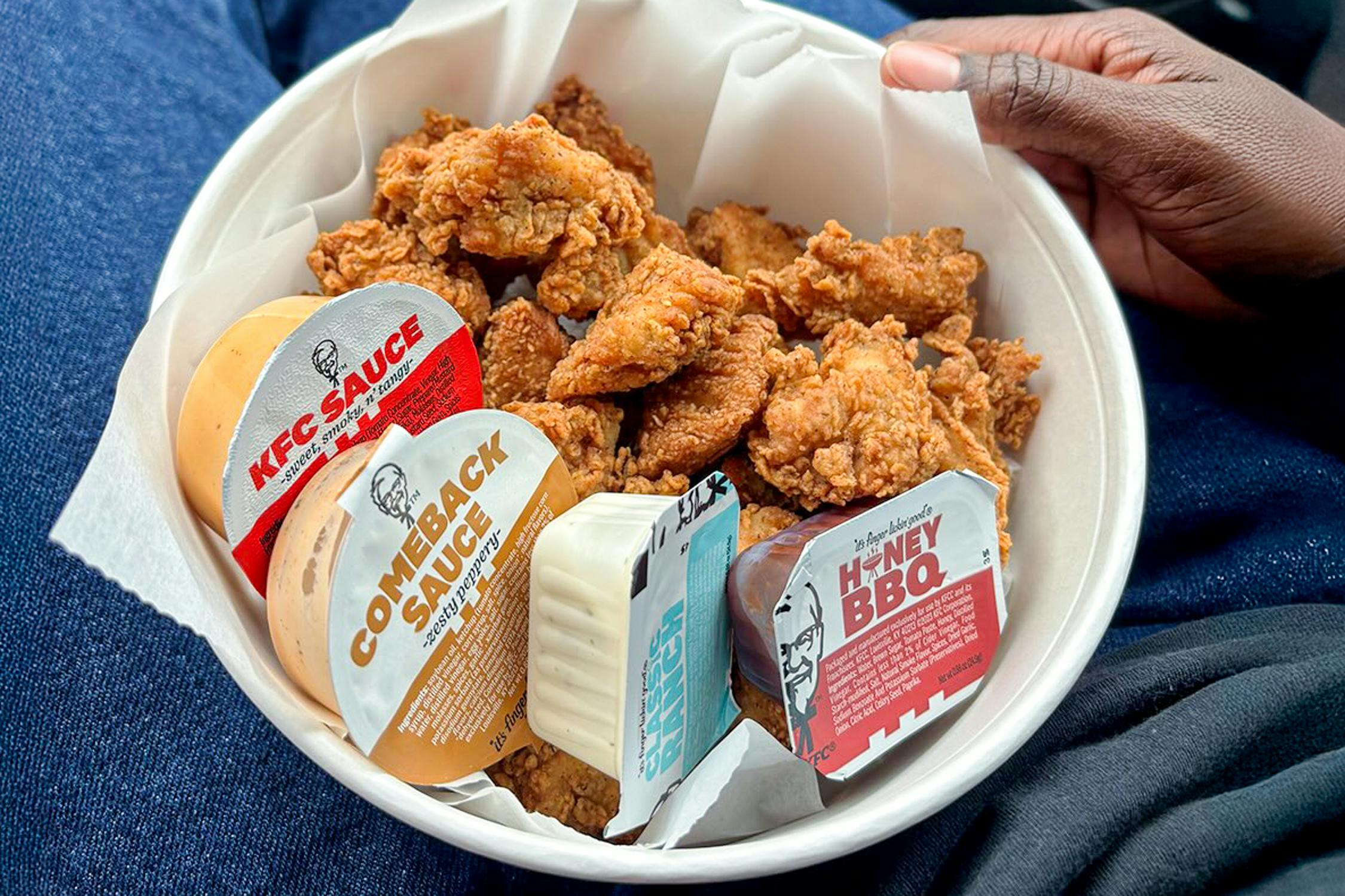 KFC bucket of the day - 24 nuggets and 4 sauces