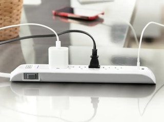 home depot black and decker surge protector 2022 5 1660590936 1660590936