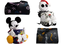 The Big One Disney Holiday Throw