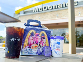 kpop-demon-hunters-mcdonalds-happy-meal-collab-kcl-9