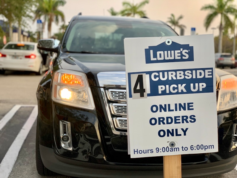 car parked at lowes curbside parking