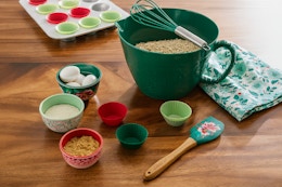 This Pioneer Woman 18-Piece Bowl Set for $13 at Walmart Is Too Good to Miss card image