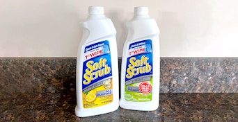 soft scrub general cleanser and cleanser with bleach on countertop