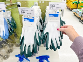 room essentials garden glovees target