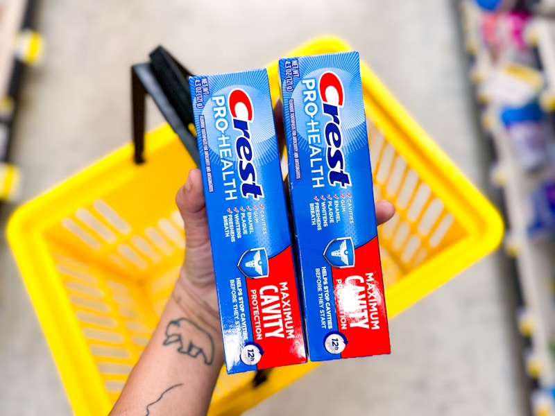 dollar-general-crest-toothpaste-3