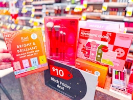 hand holding gift set