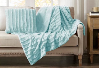 kohls-madison-park-throw-2021-1