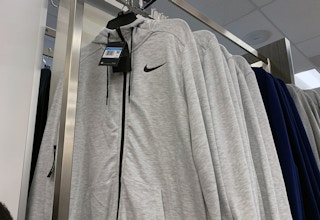 kohs nike apparel 03 2020 1596135790 1596135791