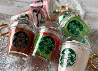 jane-starbucks-keychain-2021-3
