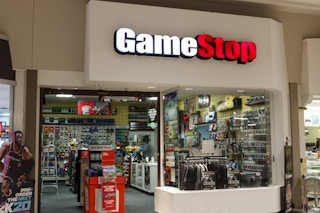 gamestop in mall dreamstime m 159251510 1607713340 1607713340