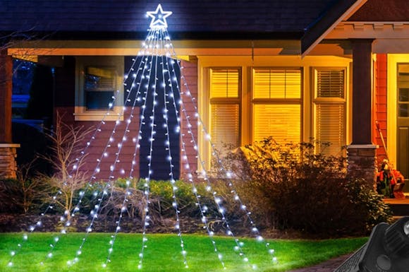 These Christmas Star String Lights Are Just $8.49 on Amazon