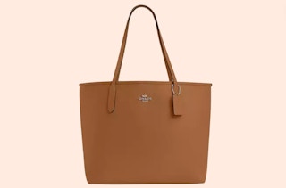 a brown coach tote