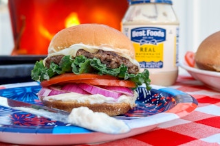 best-food-hellmanns-july-4-bbq-mayonnaise-mayo-kcl-hamburger-5