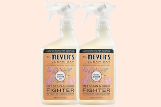 Mrs. MEYER'S CLEAN DAY Pet Stain & Odor Fighter