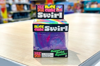 Walmart-NeeDoh-swirl-nice-cube-4