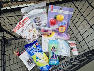 10 items in a dollar tree cart