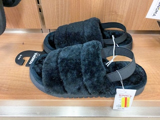 womens faux fur slippers
