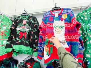 kohls mens christmas sweaters 2021 4 1637117536 1637117536