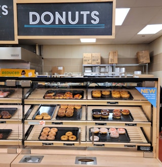 Kroger-bakery-donuts-sv
