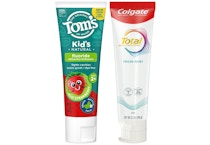 1 Colgate + 1 Tom's Toothpastes