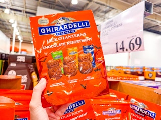 costco-halloween-pumpkin-chocolate