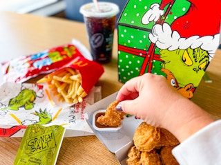 mcdonalds-the-grinch-meal-holiday-socks-happy-meal-kcl-6