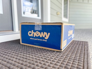 chewy box orb outdoor 3 1687531536 1687531536