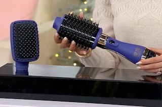 a hot tools blowout brush