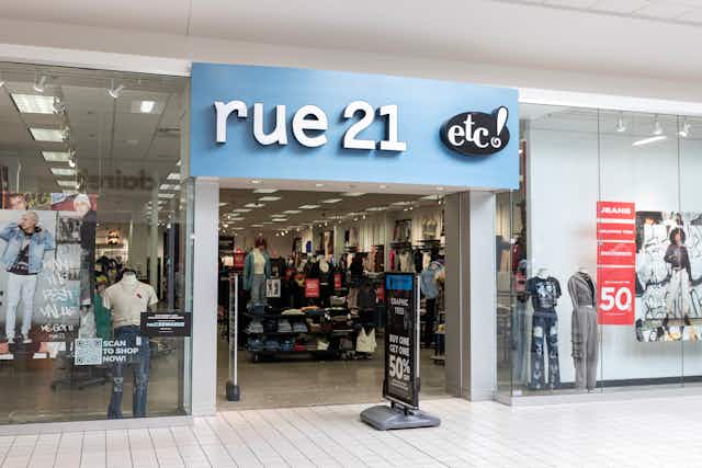 Rue21 Is Closing All 540 Stores: Watch for Liquidation Sales card image