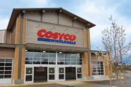 groupon-costco-membership-outside-store-image-2