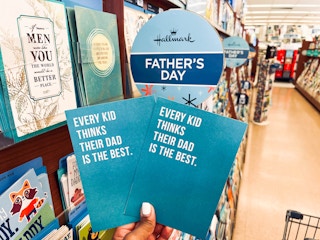walgreens hallmark fathers day cards 052221 1653234605 1653234605