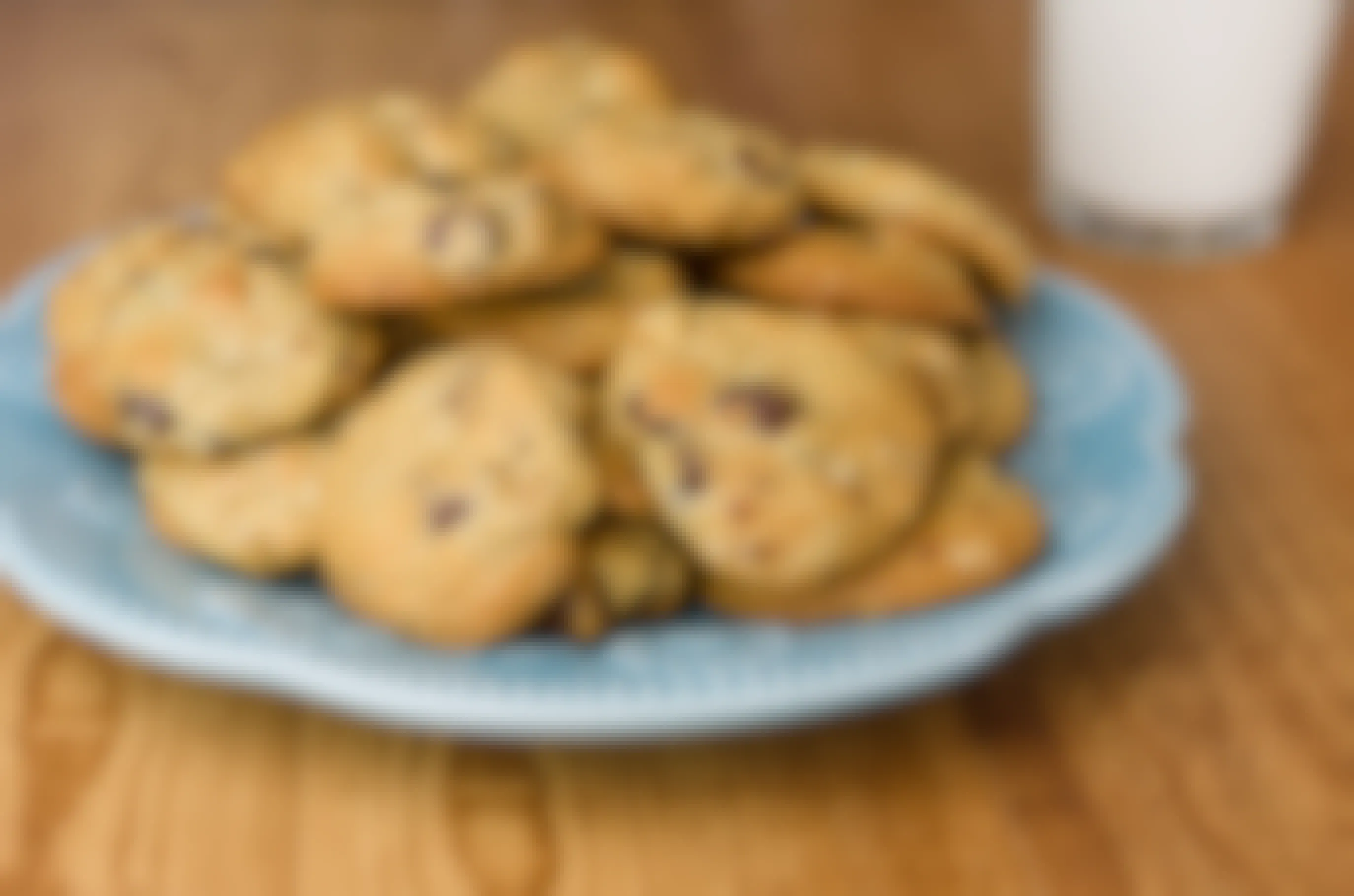 National Chocolate Chip Cookie Day Deals & Freebies