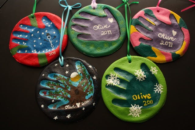 20 DIY Christmas Ornaments to Try