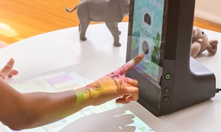 amazon glow 1655816916 1655816916 e1655816934416