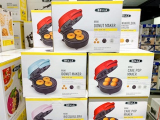 Bella Mini Appliances Donut Maker and Cake Pop Maker