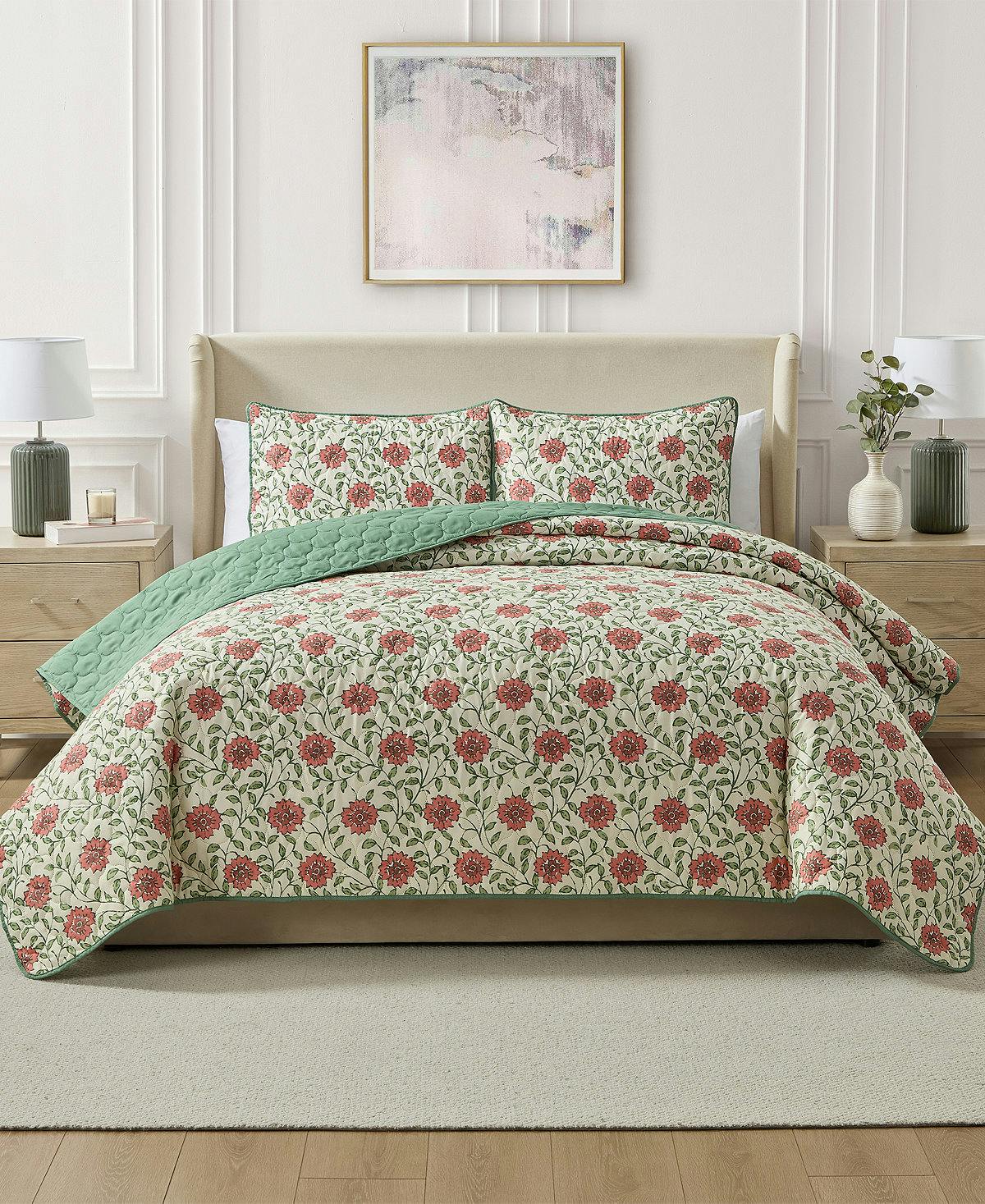 Ezza Floral Quilt Set