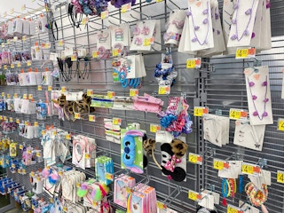 walmart-hair-accessories-area-shot-2022