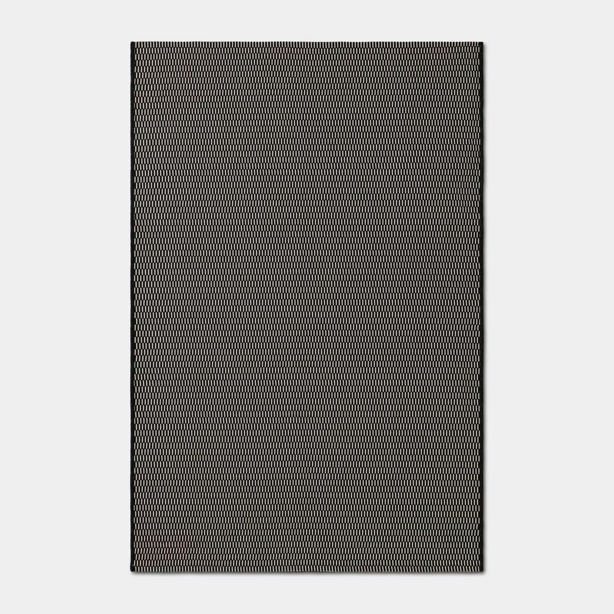 Room Essentials Outdoor Area Rug