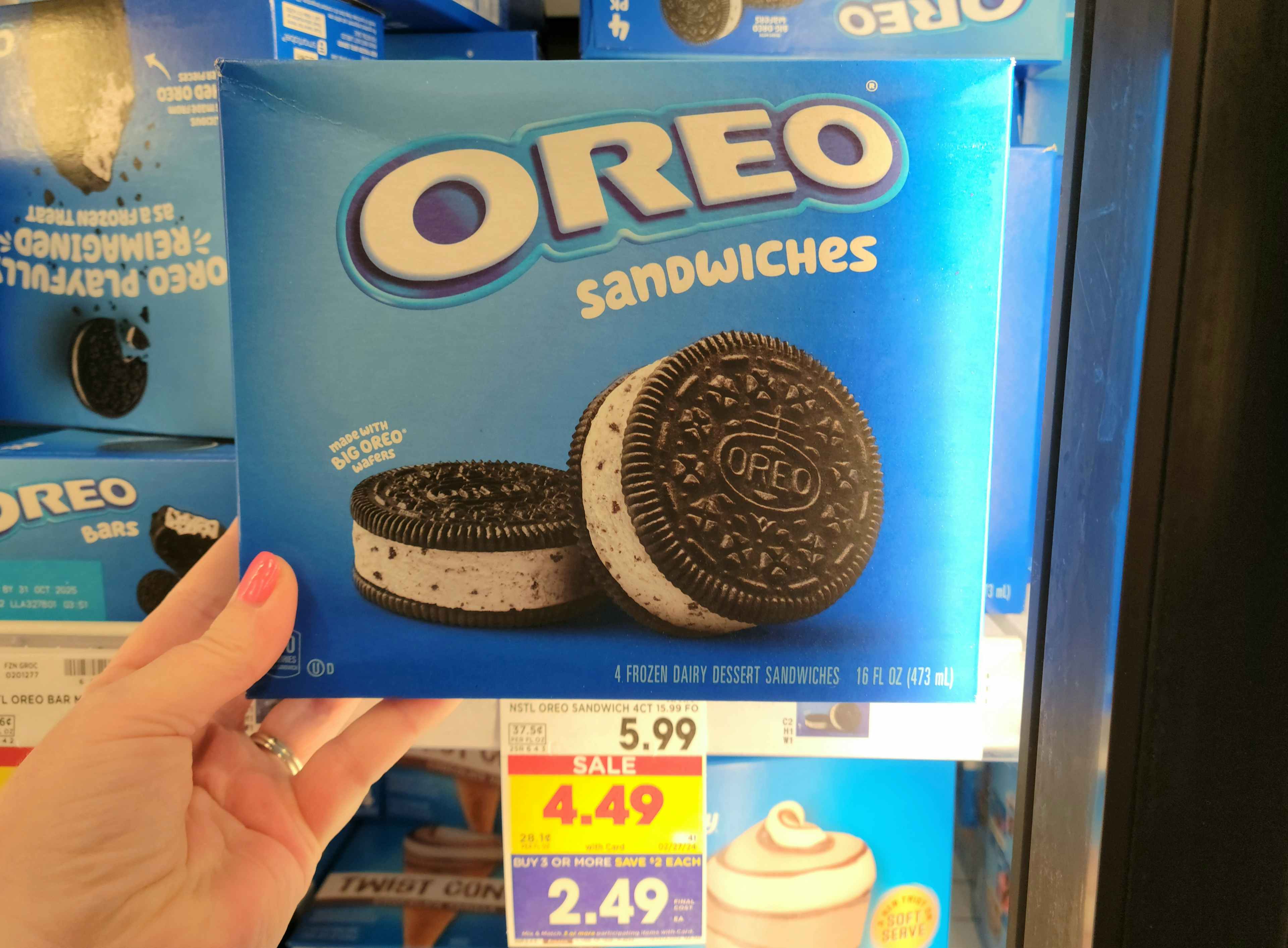 kroger-oreo-ice-cream-sandwiches-1-sv