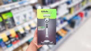 hand holding gillette razor