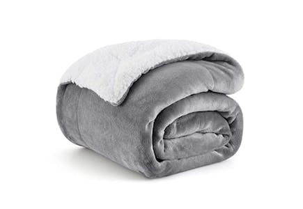 Bedsure Sherpa Fleece Throw Blanket