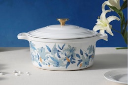 Close up of Carote Dutch oven pot