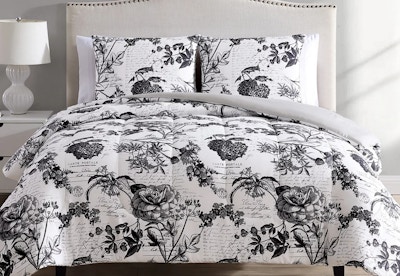 Hallmart Collectibles Comforter Set