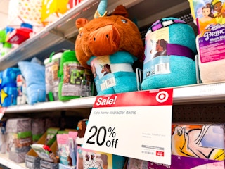 character-bedding-throw-blankets-plush-target2