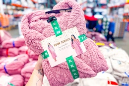 costco-cozy-robe
